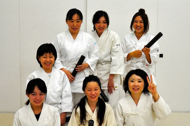 'The girls from beginners class 2009'